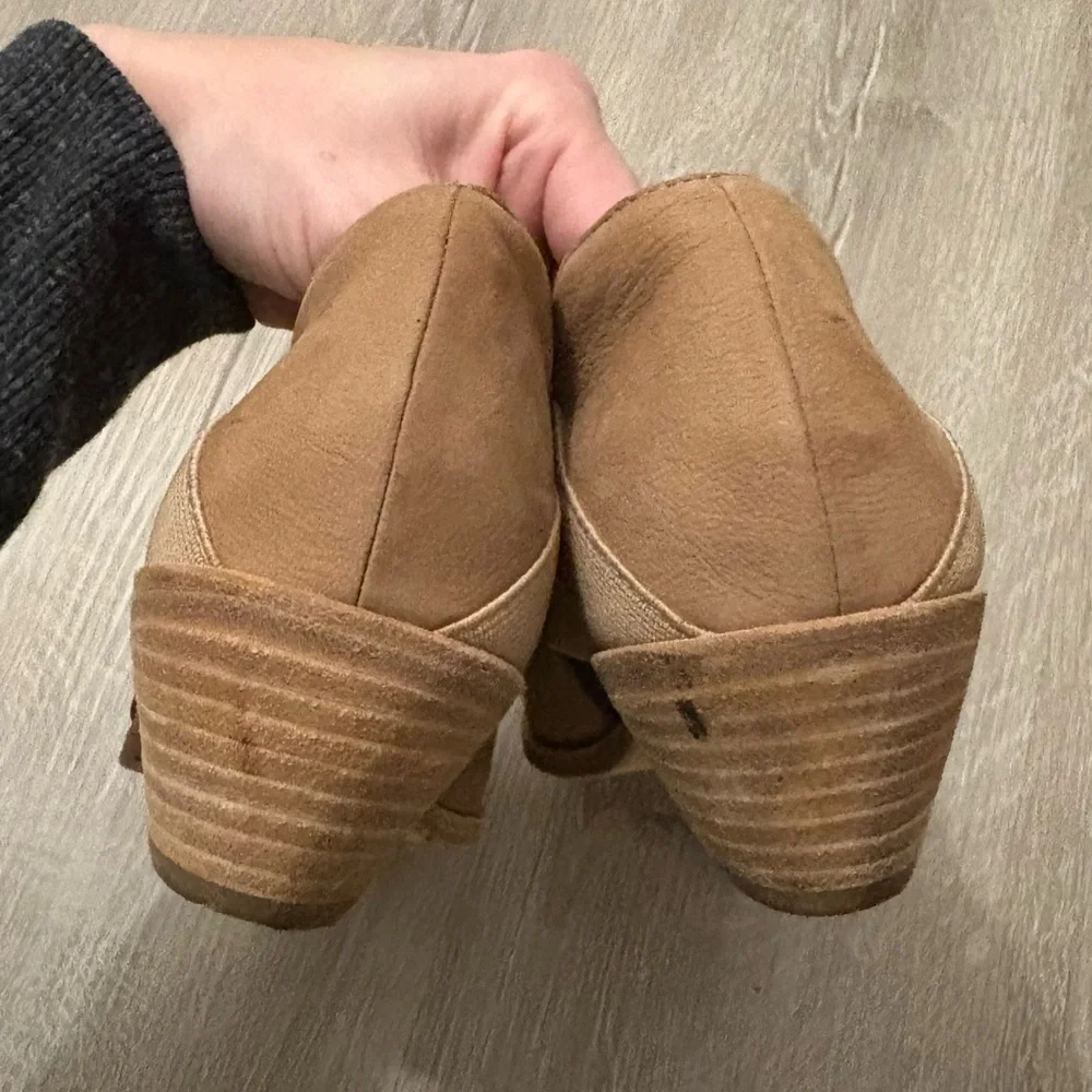 Eileen Fisher | Size 7 Tan Perry Leather‎ Ankle Booties